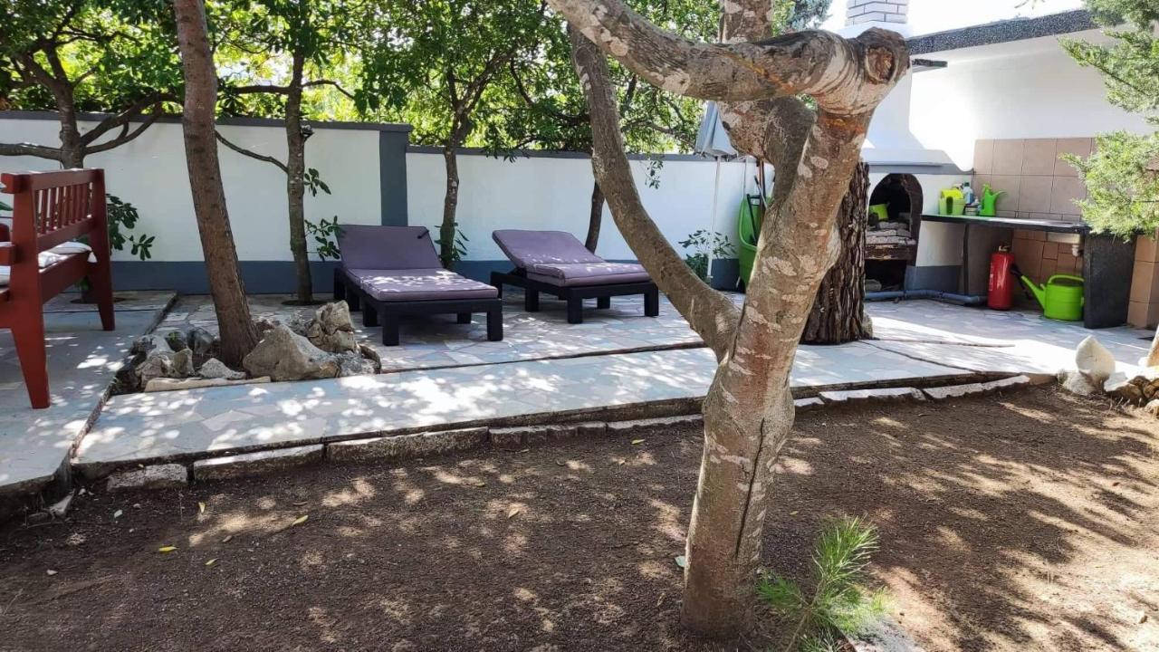 Villa Pagar - With Jacuzzi - Renovated In 2022 ปอฟเลียนา ภายนอก รูปภาพ