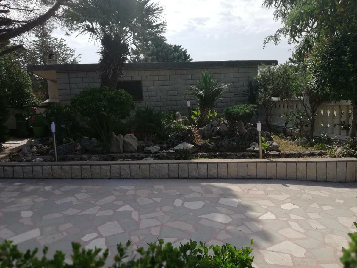Villa Pagar - With Jacuzzi - Renovated In 2022 ปอฟเลียนา ภายนอก รูปภาพ